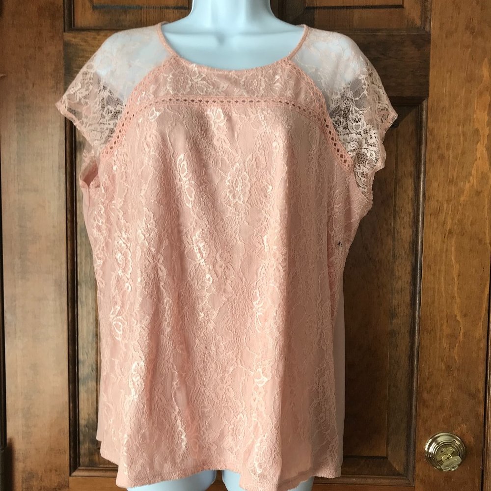 NWOT NY & Co. - 7th Ave Design Studio Peach Lace Pullover Cap Sleeve Top XL